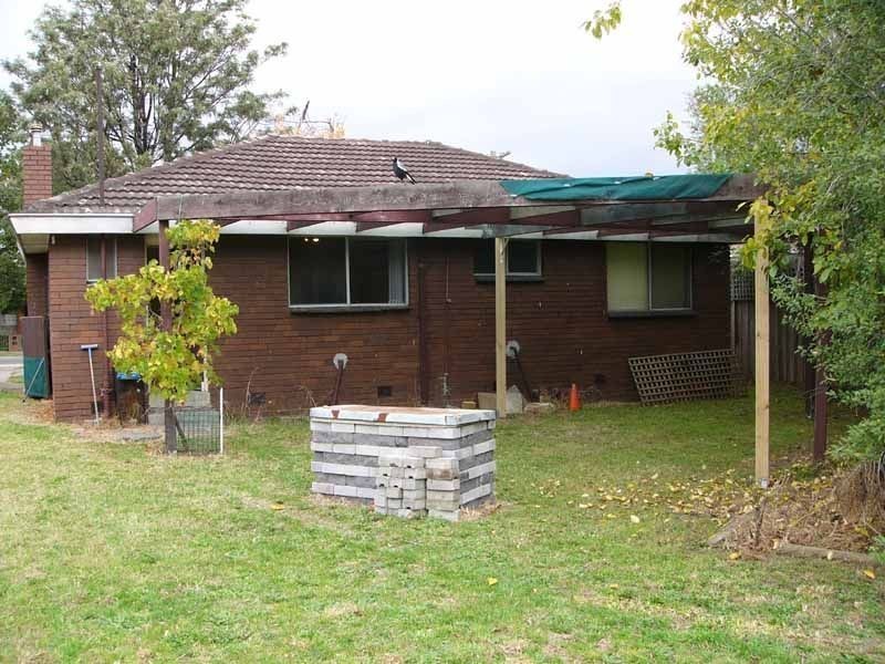 32 Adele Avenue, Ferntree Gully VIC 3156