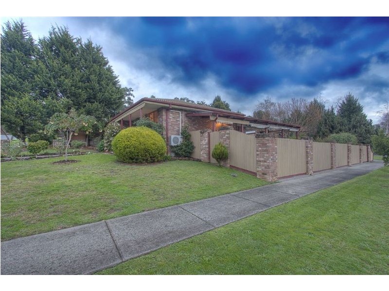3 Beresford Drive, Boronia VIC 3155