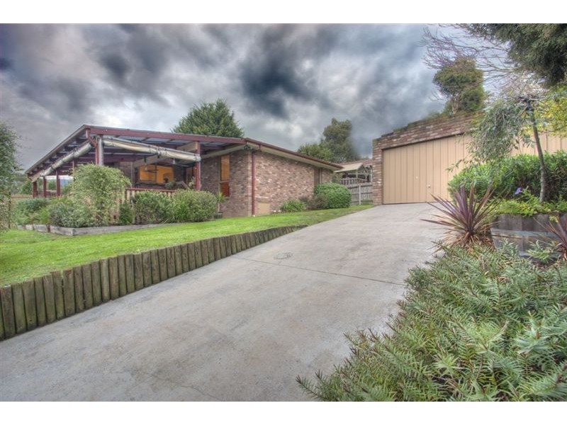 3 Beresford Drive, Boronia VIC 3155