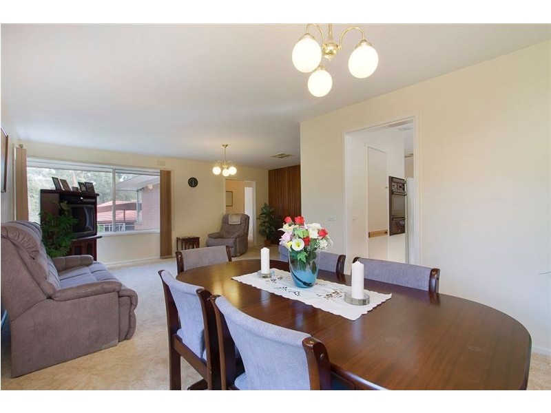 6 Stanley Street, The Basin VIC 3154