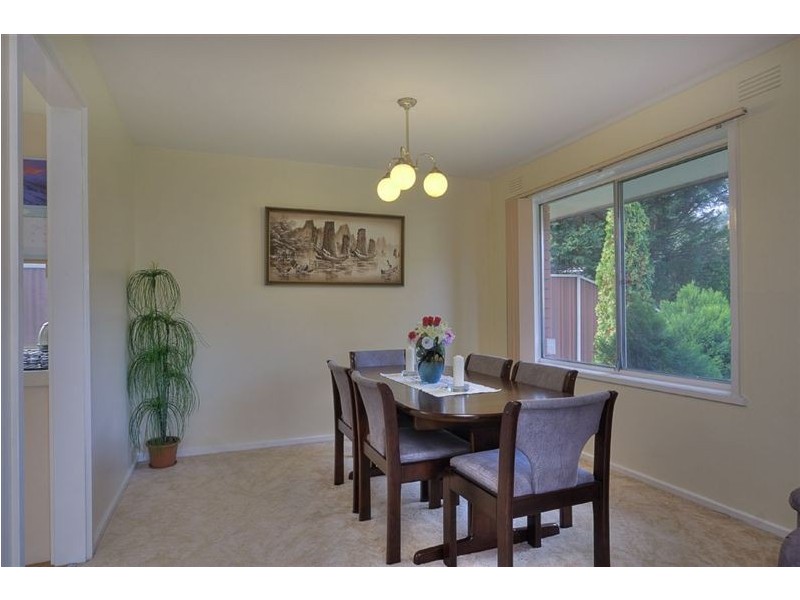 6 Stanley Street, The Basin VIC 3154