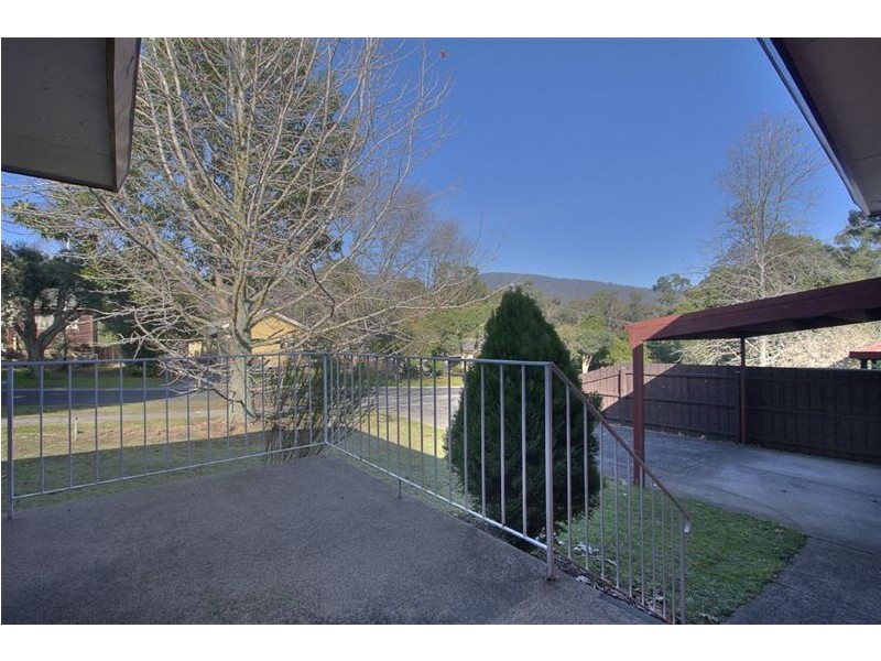 6 Stanley Street, The Basin VIC 3154