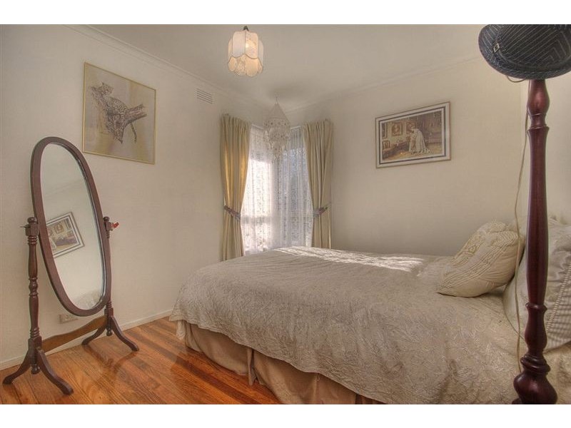 15 Marlborough Road, Bayswater VIC 3153