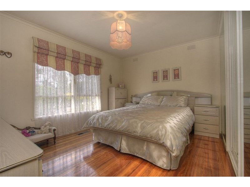 15 Marlborough Road, Bayswater VIC 3153