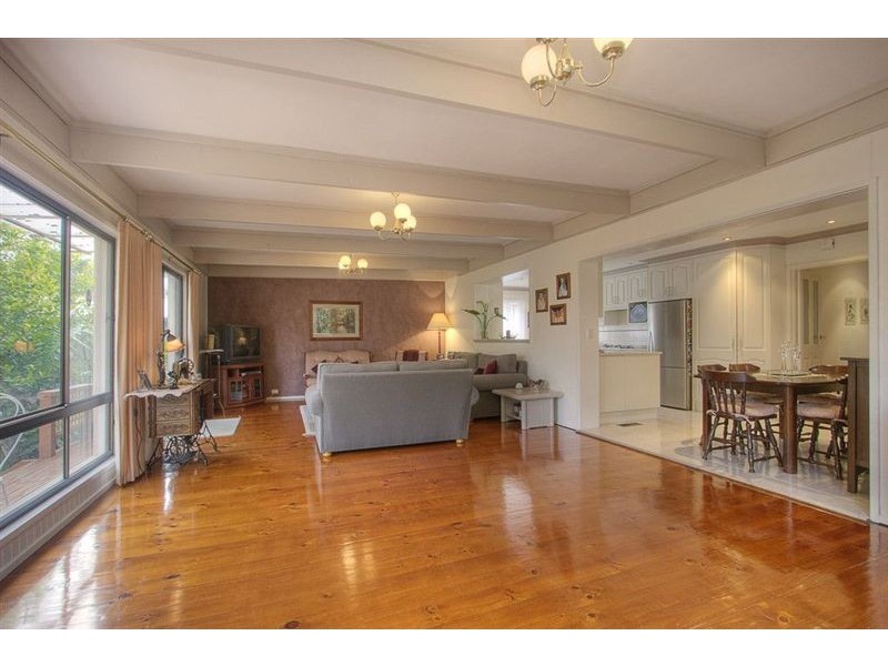 15 Marlborough Road, Bayswater VIC 3153