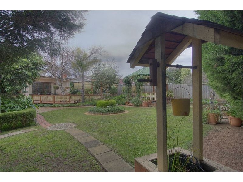 15 Marlborough Road, Bayswater VIC 3153