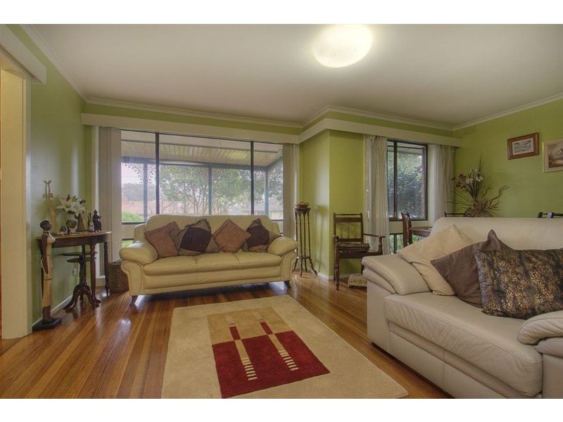 25 Cinerea Avenue, Ferntree Gully VIC 3156