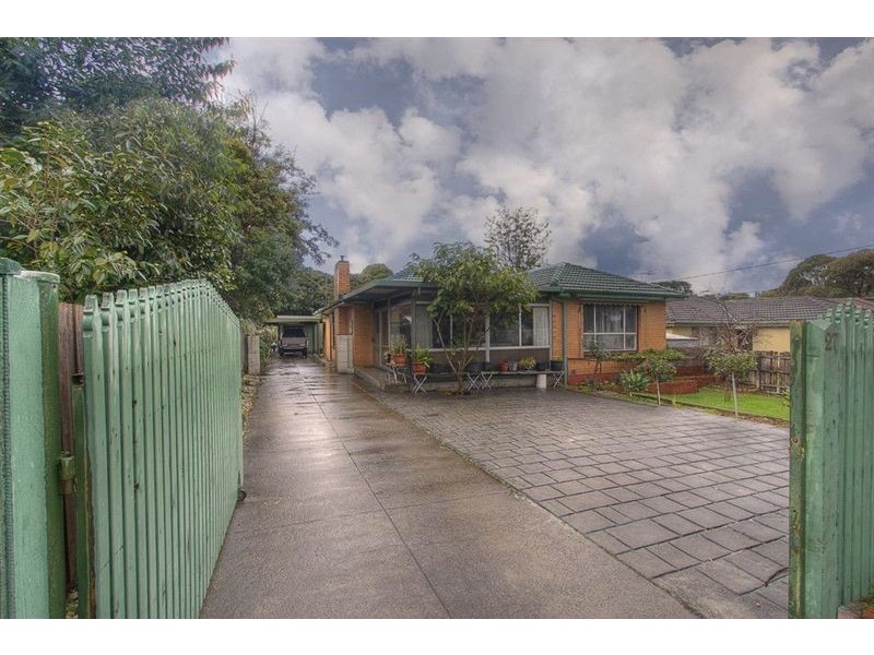 27 Sasses Avenue, Bayswater VIC 3153