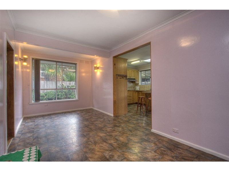 27 Sasses Avenue, Bayswater VIC 3153