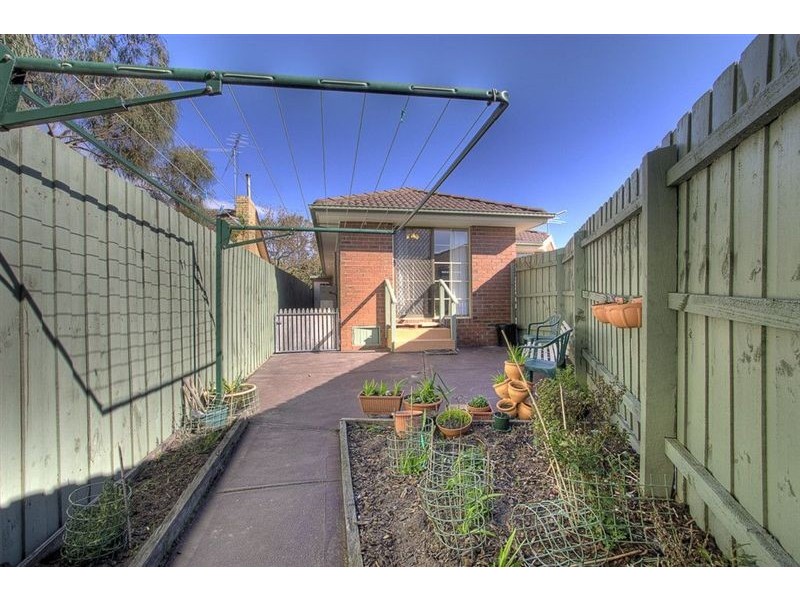 5/6 Callemondah Court, Ferntree Gully VIC 3156