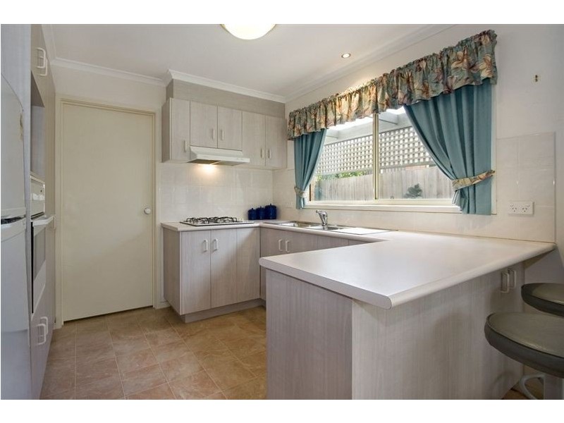 7/10 St. Elmo Avenue, Ferntree Gully VIC 3156