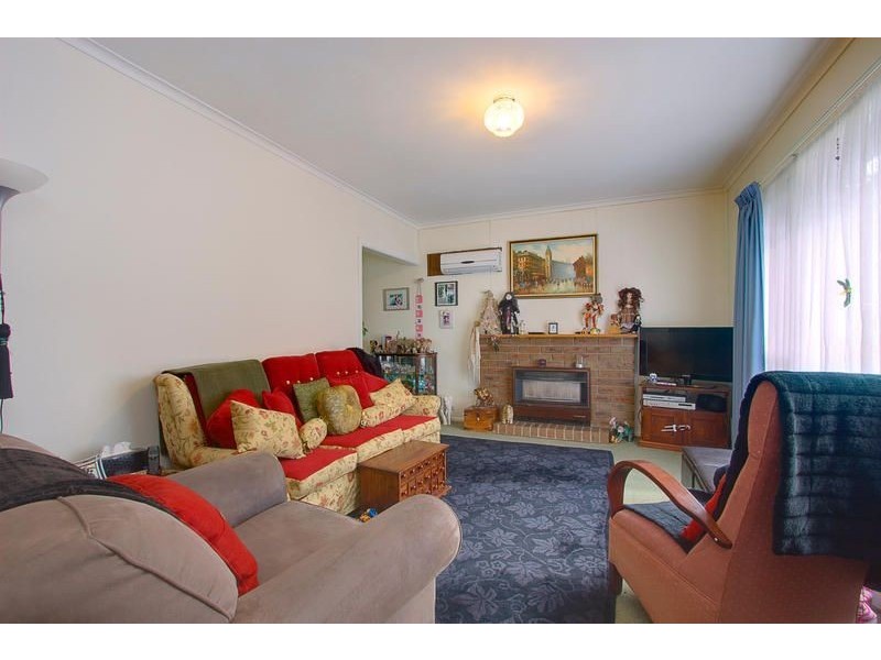 37 Lockwoods Road, Boronia VIC 3155