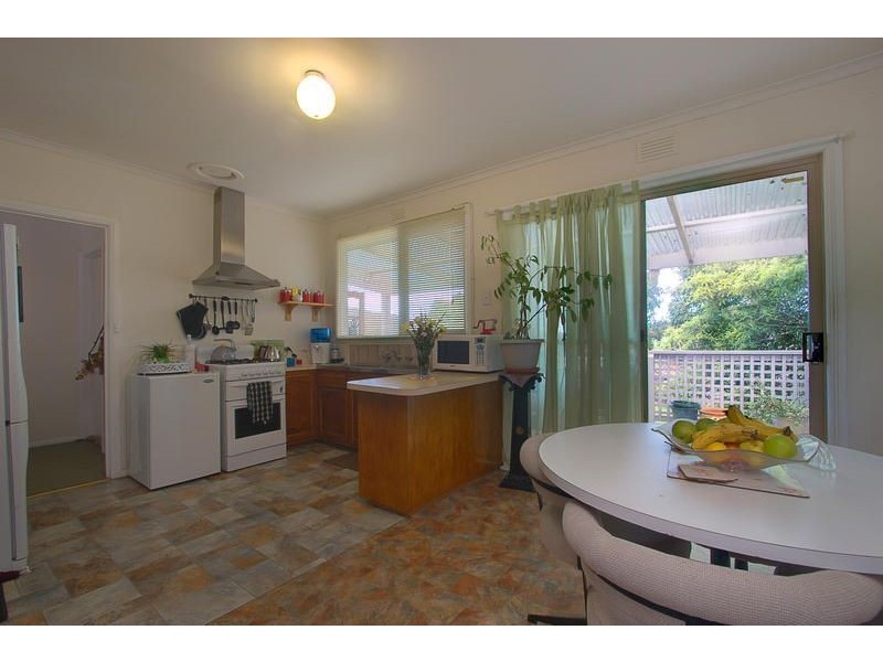 37 Lockwoods Road, Boronia VIC 3155