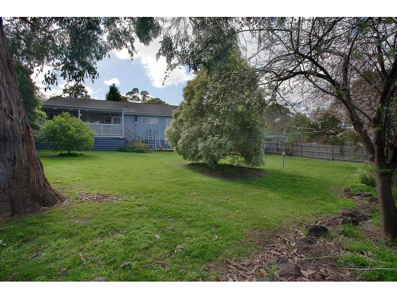 37 Lockwoods Road, Boronia VIC 3155