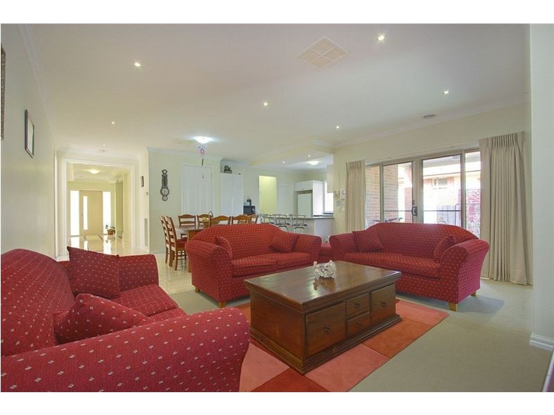 143 Albert Avenue, Boronia VIC 3155