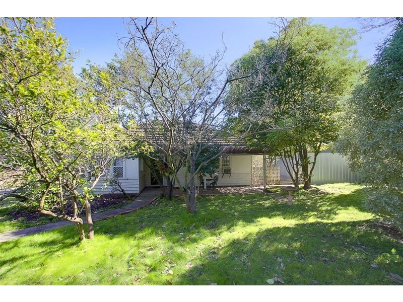 1/22 St. Elmo Avenue, Ferntree Gully VIC 3156