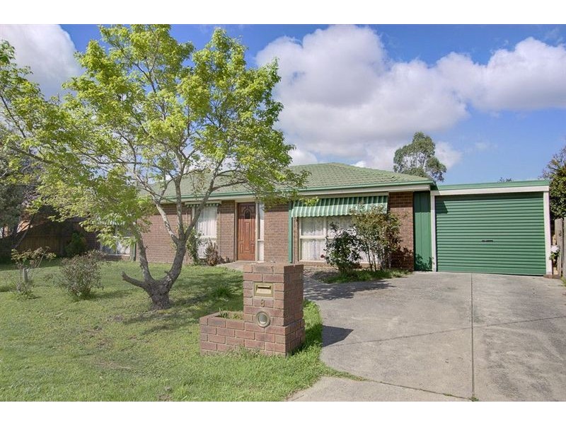 8 Collier Road, Kilsyth South VIC 3137
