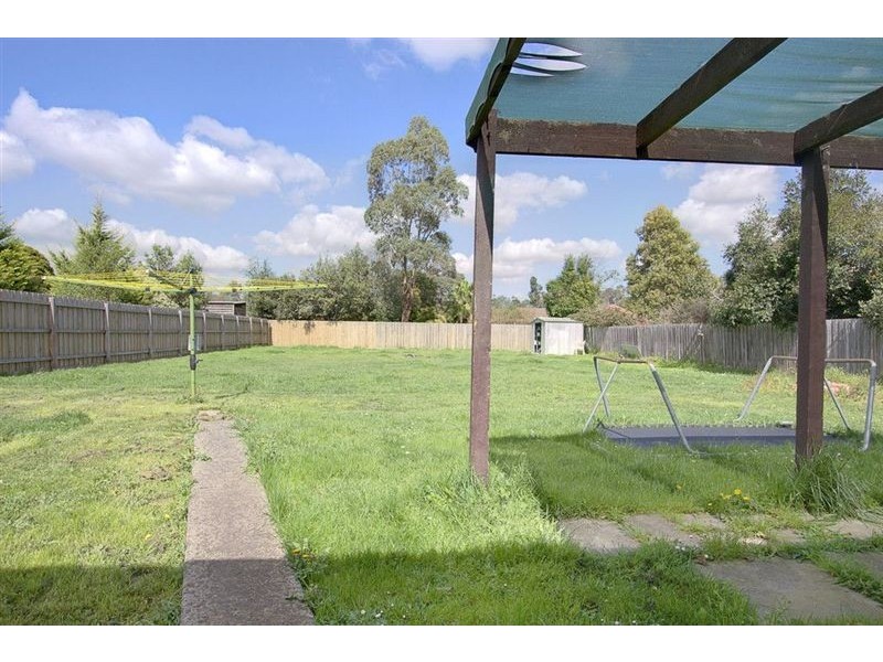 8 Collier Road, Kilsyth South VIC 3137