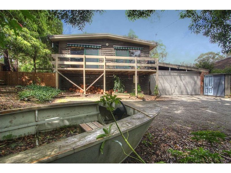 42 Greenhill Road, Bayswater North VIC 3153