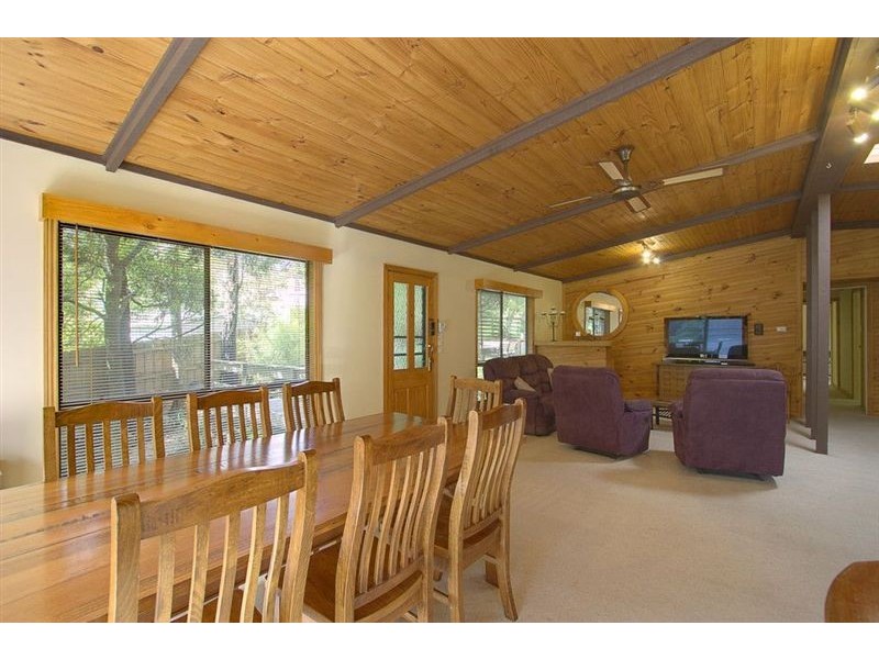 42 Greenhill Road, Bayswater North VIC 3153