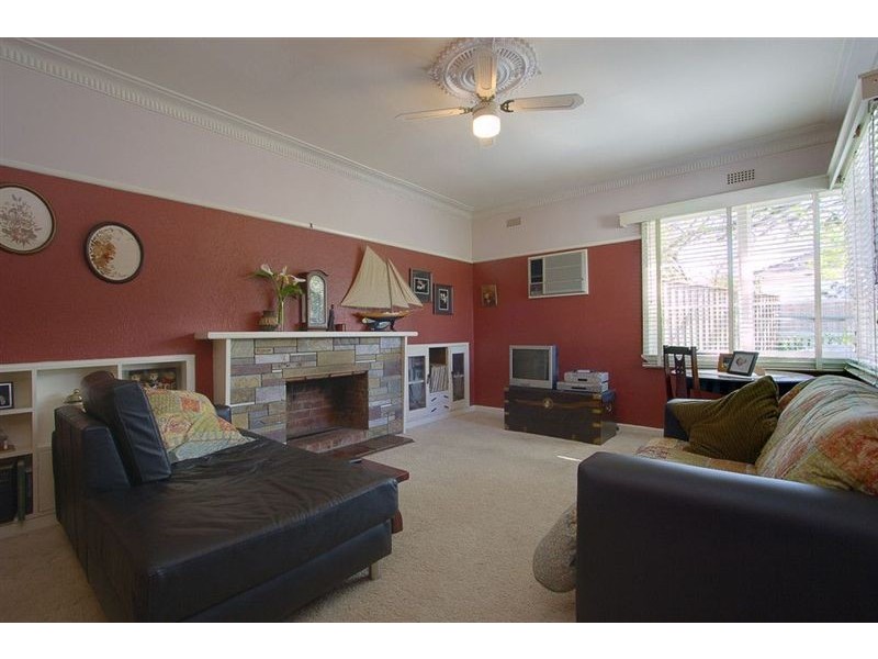 9 Station Street, Ferntree Gully VIC 3156