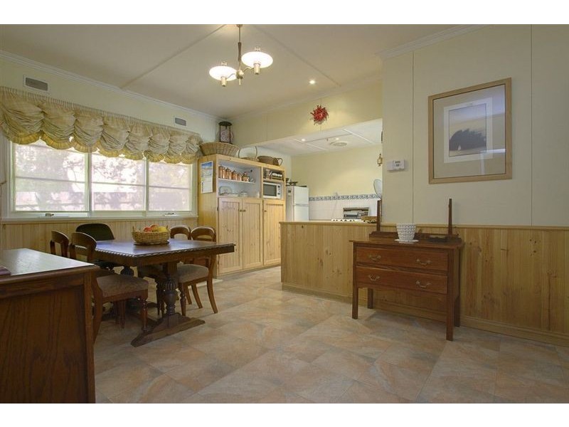 9 Station Street, Ferntree Gully VIC 3156