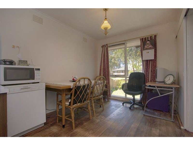 61 Landstrom Quadrant, Kilsyth VIC 3137