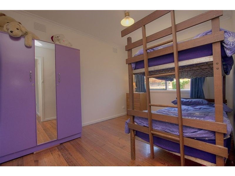 61 Landstrom Quadrant, Kilsyth VIC 3137