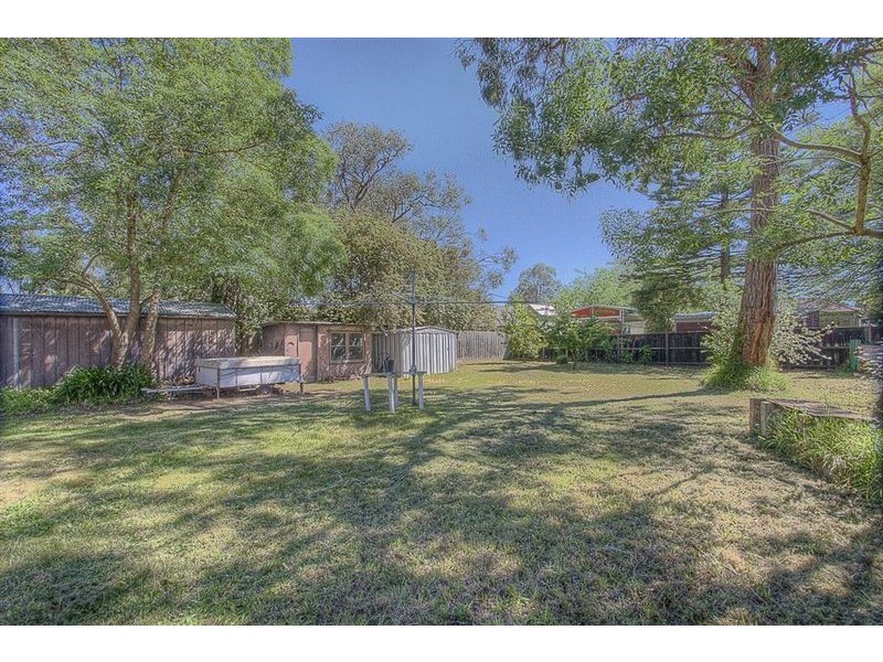 61 Landstrom Quadrant, Kilsyth VIC 3137