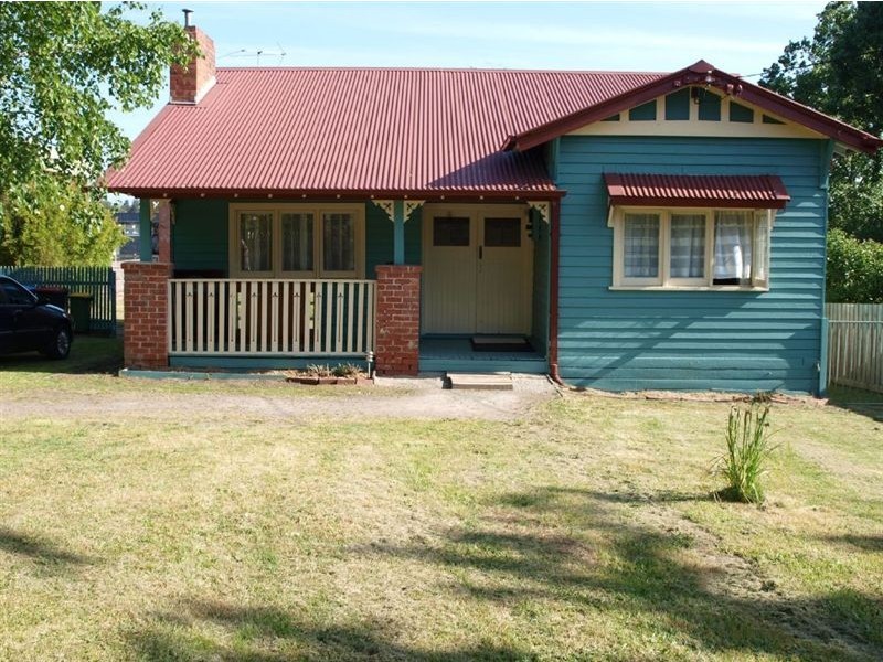 4 Rosella Avenue, Boronia VIC 3155