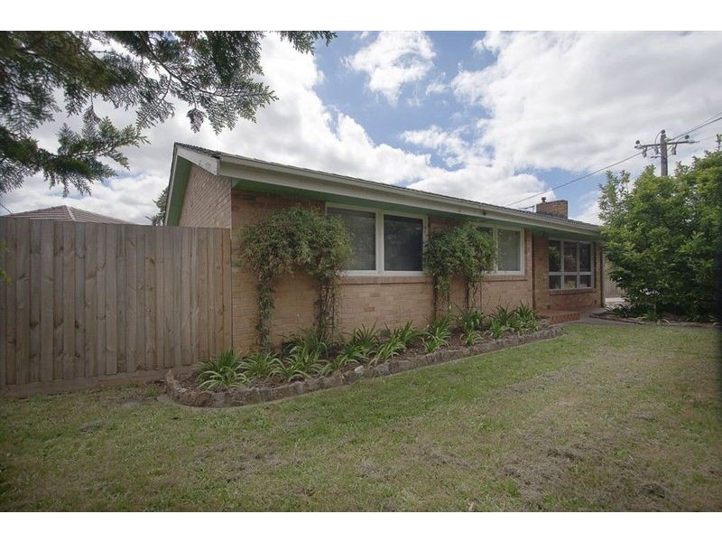 42 Rowson Street, Boronia VIC 3155