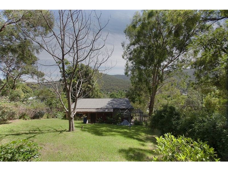 16 Alexandra Street, Upper Ferntree Gully VIC 3156