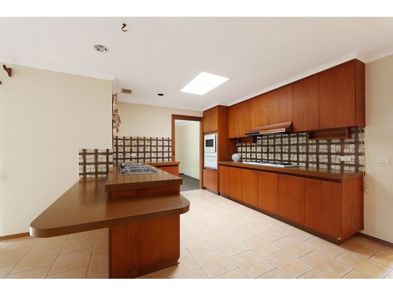 54 Democrat Drive, The Basin VIC 3154