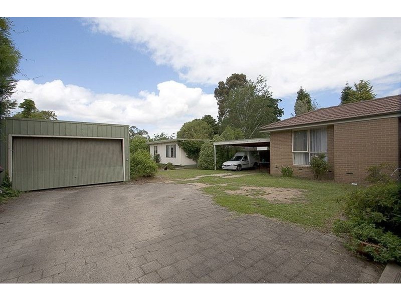 56 King Parade, Knoxfield VIC 3180