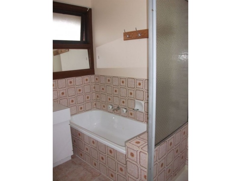 1/30 Iris Crescent, Boronia VIC 3155