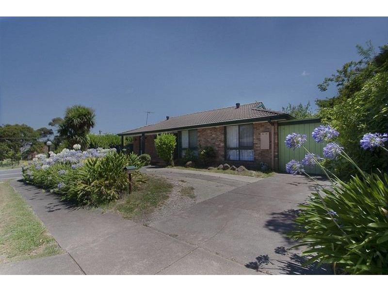 1 Garden Avenue, Boronia VIC 3155