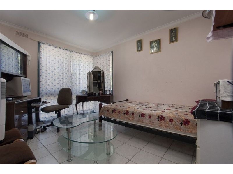 1 Garden Avenue, Boronia VIC 3155