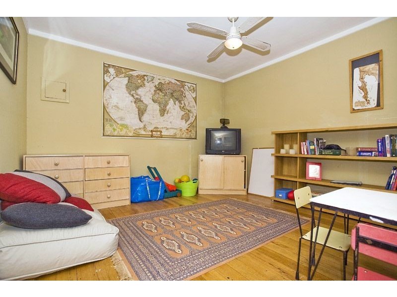 2 Parry Street, Croydon VIC 3136