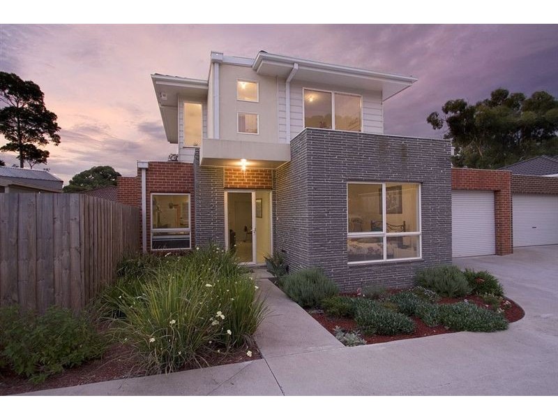 2/49 Democrat Drive, The Basin VIC 3154
