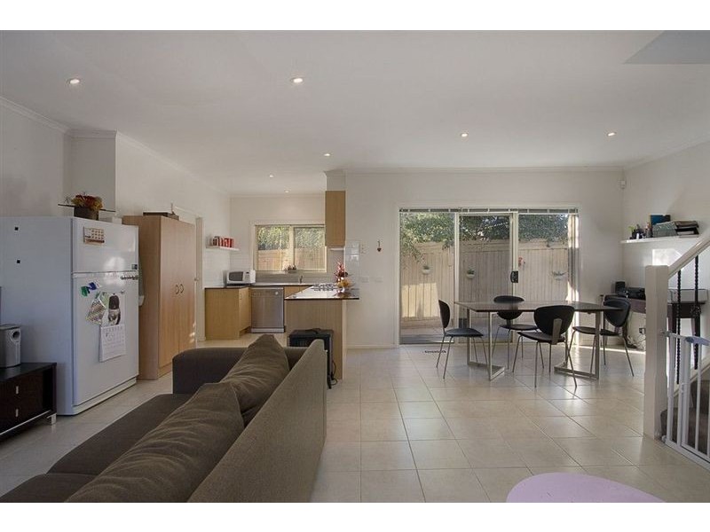2/49 Democrat Drive, The Basin VIC 3154