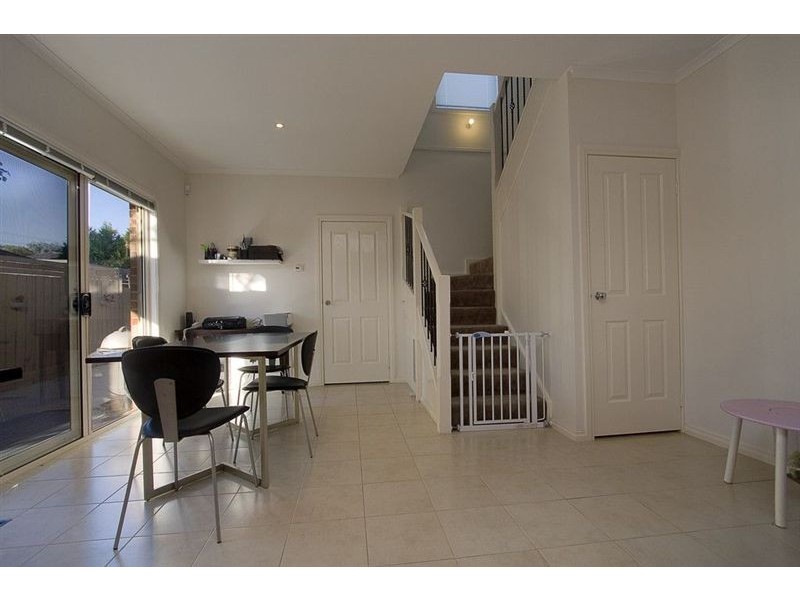2/49 Democrat Drive, The Basin VIC 3154