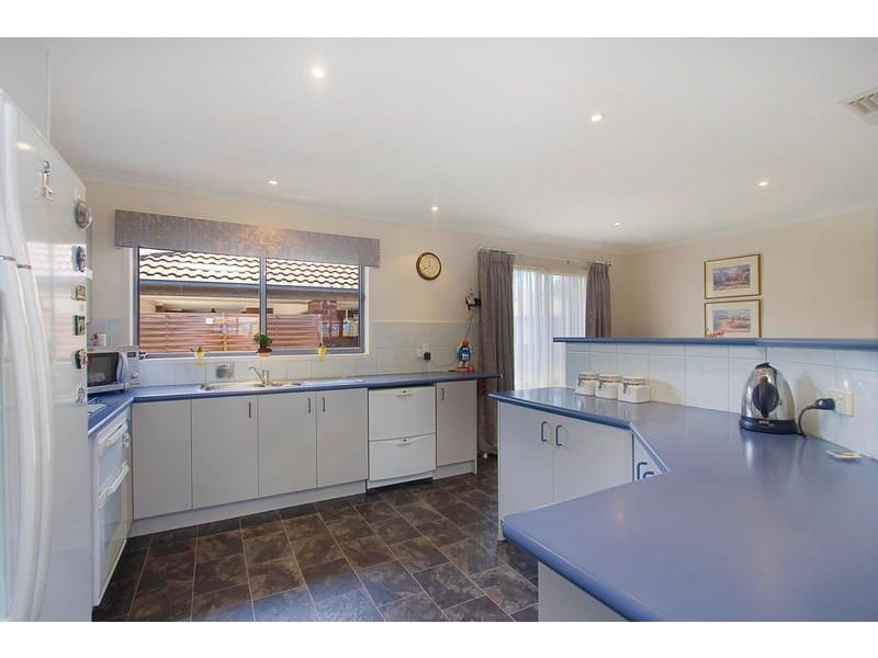 20 Oliver Court, Kilsyth South VIC 3137