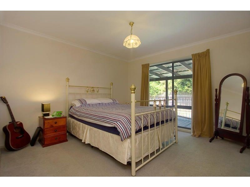 20 Oliver Court, Kilsyth South VIC 3137