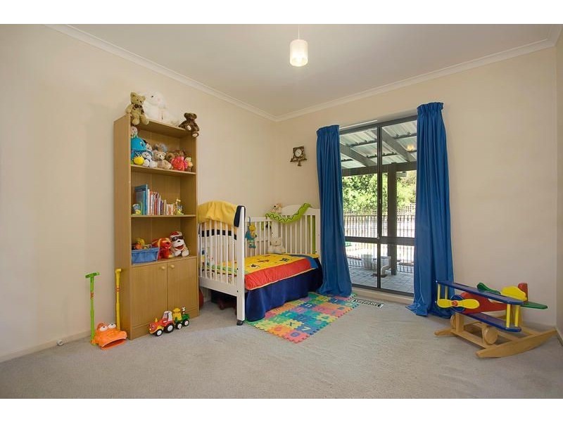 20 Oliver Court, Kilsyth South VIC 3137