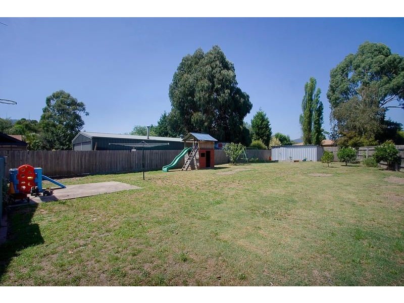 20 Oliver Court, Kilsyth South VIC 3137