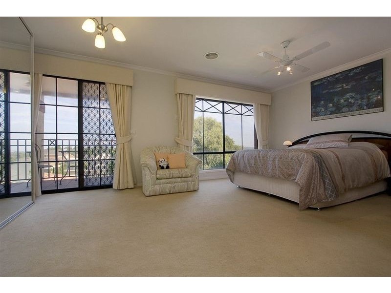 1/69 Major Crescent, Lysterfield VIC 3156