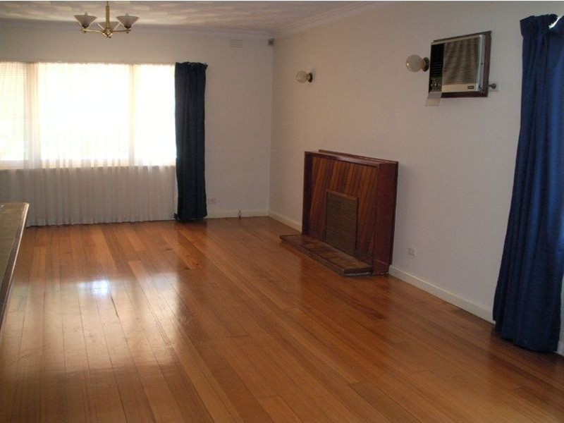 6 Lemon Grove, Bayswater VIC 3153