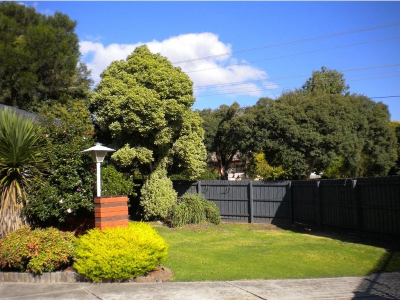 27 Devenish Road, Boronia VIC 3155