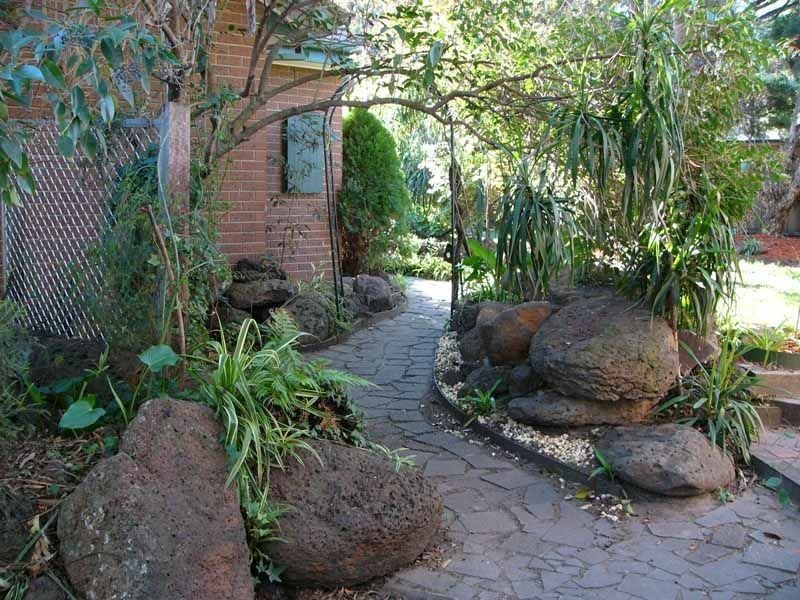 54 Windermere Drive, Ferntree Gully VIC 3156