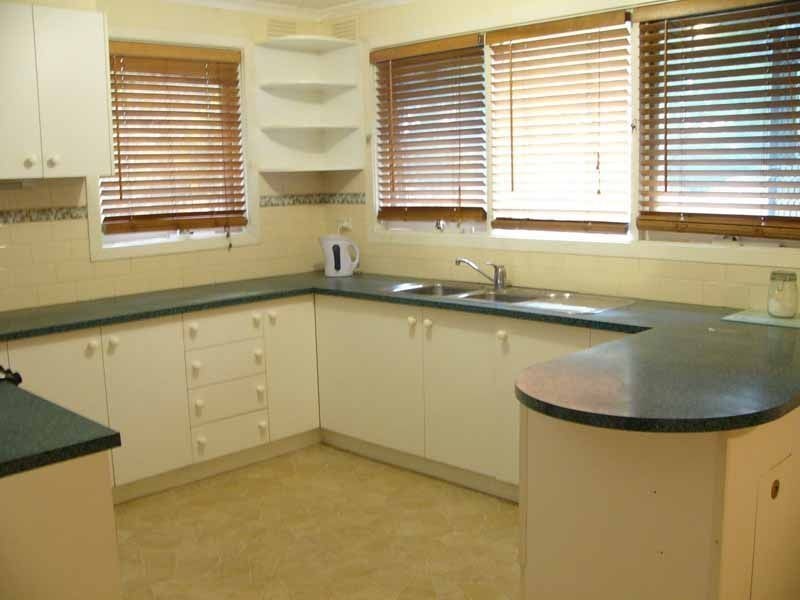 54 Windermere Drive, Ferntree Gully VIC 3156